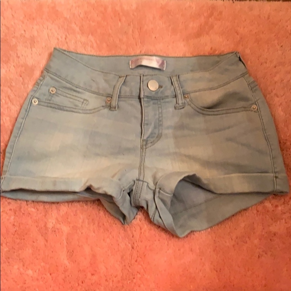 No boundaries booty shorts